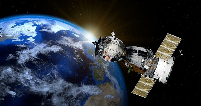 satellite-2771128_960_720.jpg