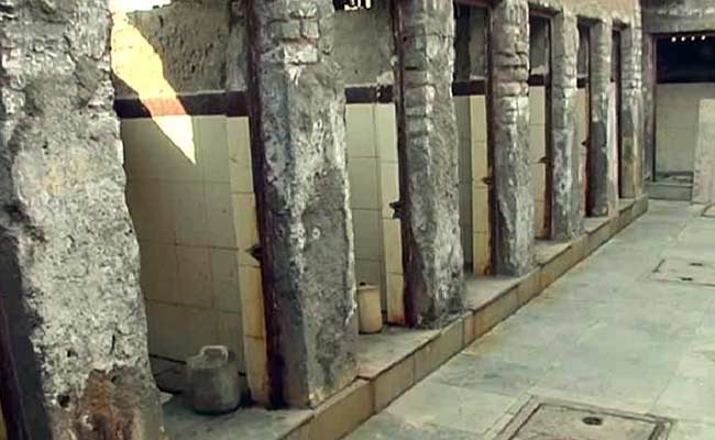 157 Million Indians Still Without Toilets